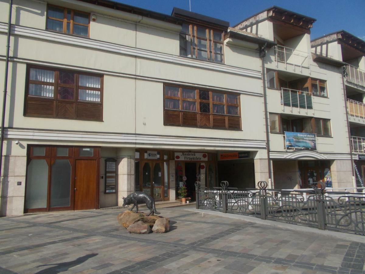 Hotel Retron Szinva-Lux Miskolc Exterior foto